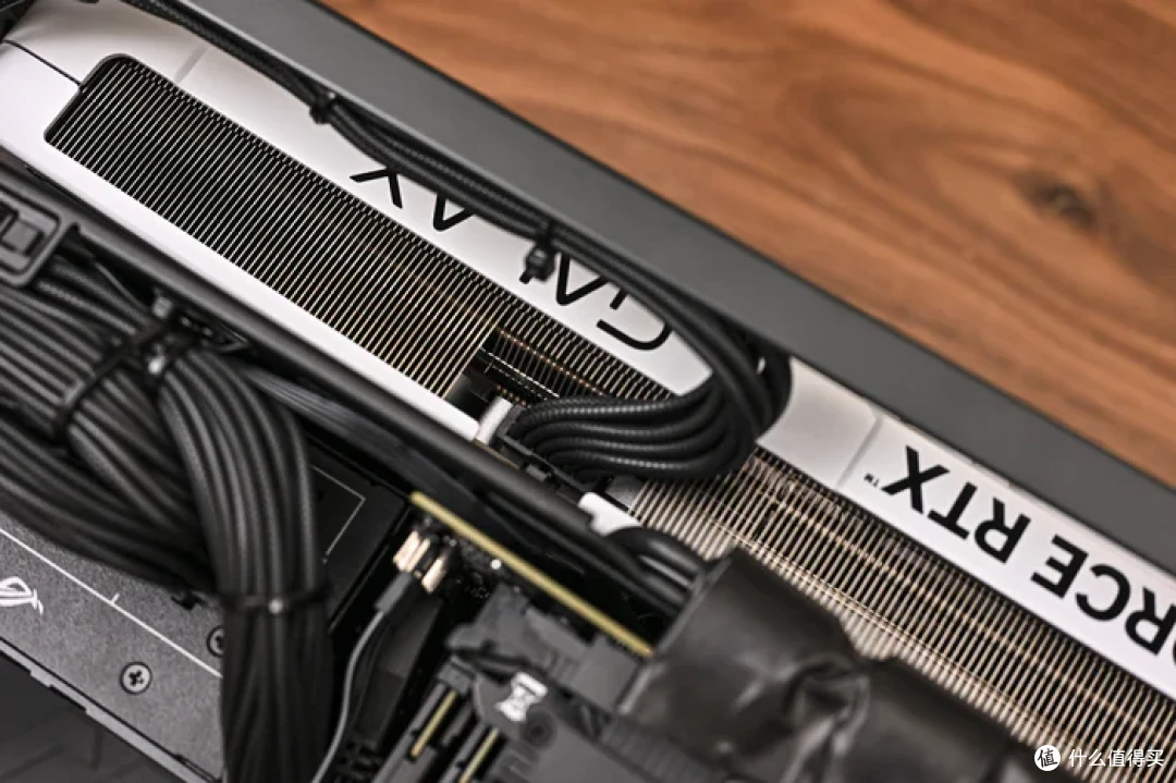 立式居家风ITX——Intel酷睿225F+铭瑄H810+分形工艺Mood装机展示