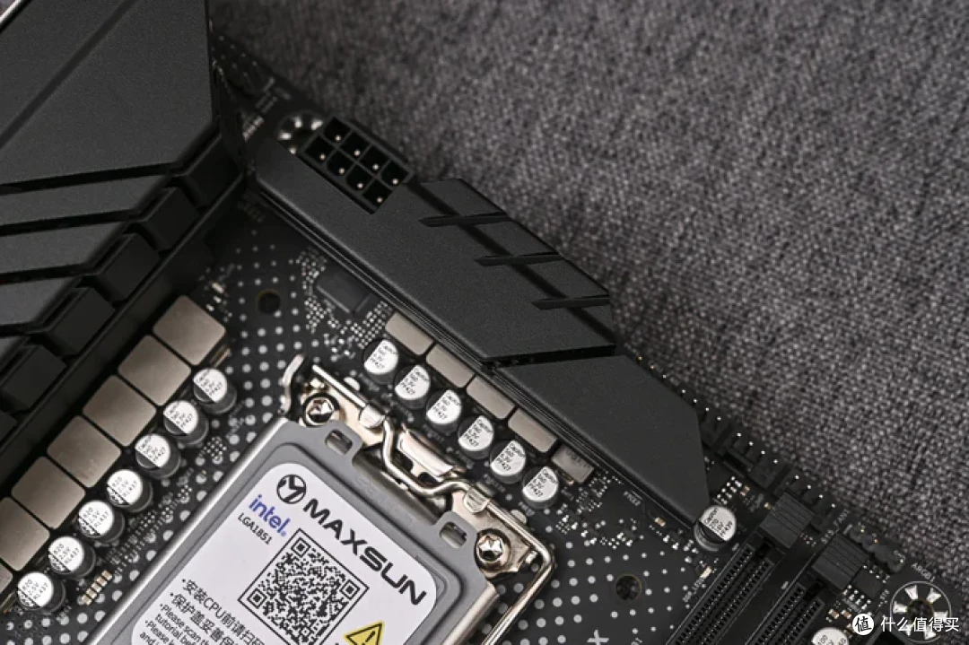立式居家风ITX——Intel酷睿225F+铭瑄H810+分形工艺Mood装机展示