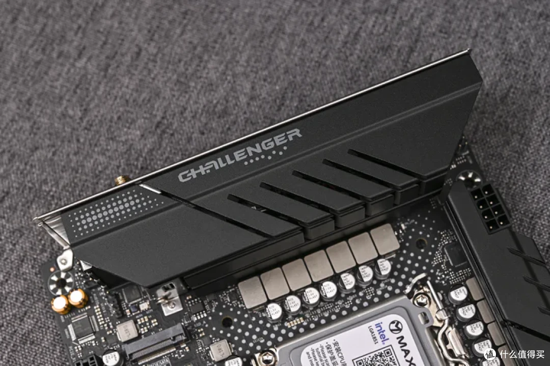 立式居家风ITX——Intel酷睿225F+铭瑄H810+分形工艺Mood装机展示