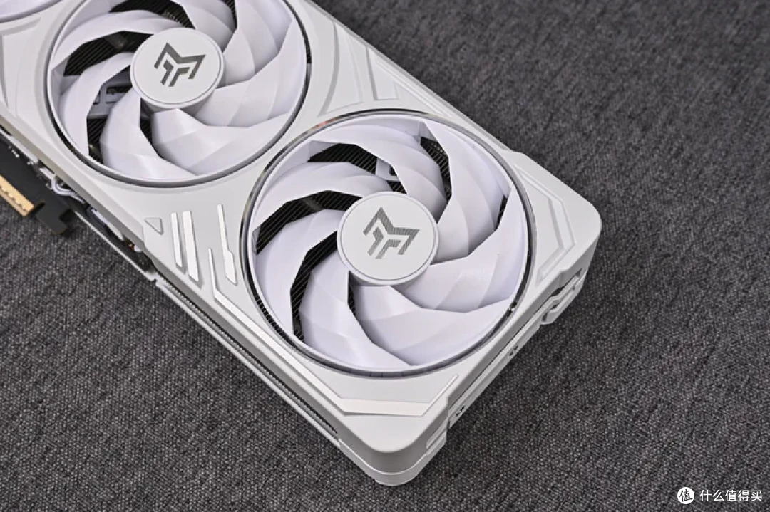 立式居家风ITX——Intel酷睿225F+铭瑄H810+分形工艺Mood装机展示