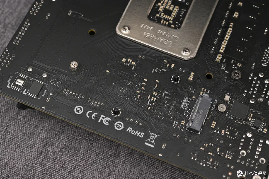 立式居家风ITX——Intel酷睿225F+铭瑄H810+分形工艺Mood装机展示