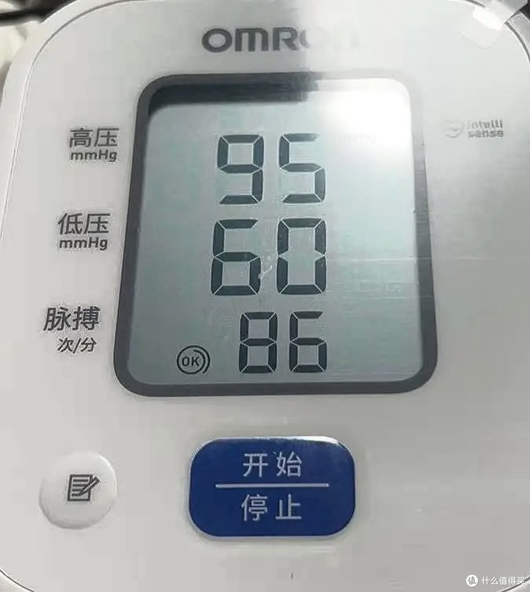 双十一健康囤货实测！欧姆龙U101血压计：家用医用级的精准安心
