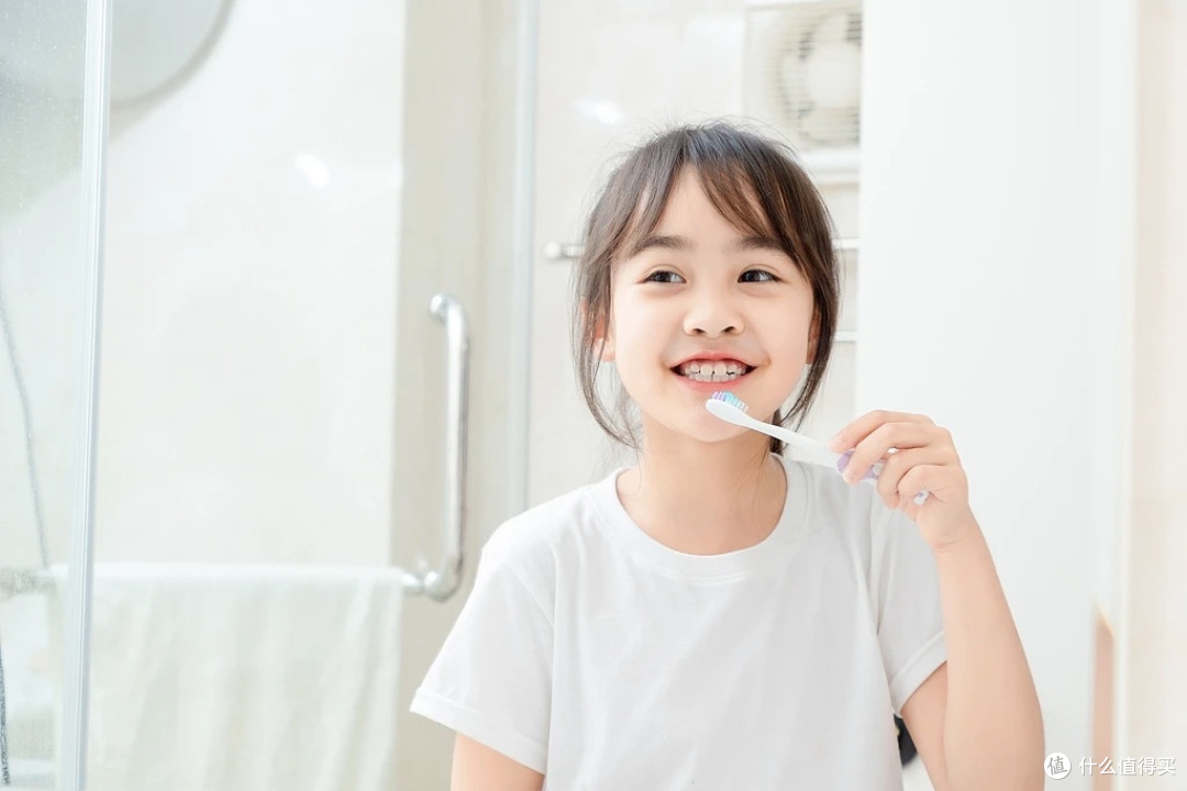 守护牙齿健康:早晚刷牙是底线,这几个关键真相你必须知道