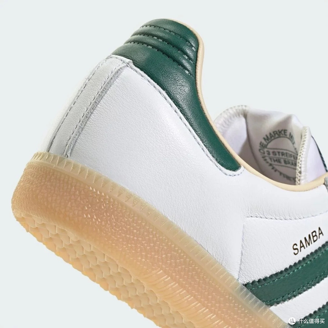 阿迪达斯三叶草SAMBA OG：复古与实用兼备