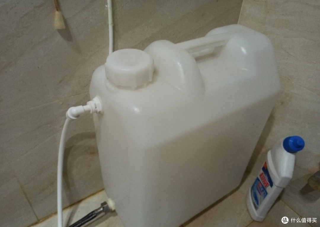 别瞎买废水桶!泡茶净水器折腾史:选对容量省麻烦,TDS10 泡茶香
