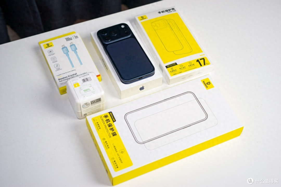 颜值实用兼备,倍思这套苹果iPhone17配件套装太好用