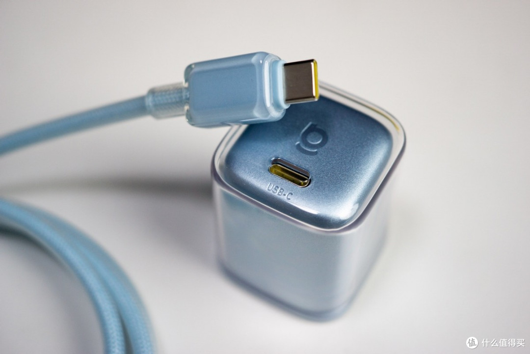 颜值实用兼备,倍思这套苹果iPhone17配件套装太好用