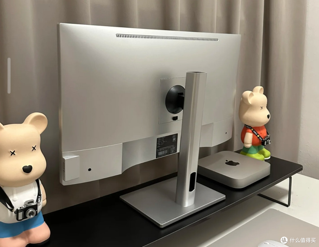 1399元拿下“Mac平替色”:LG 27寸4K显示器