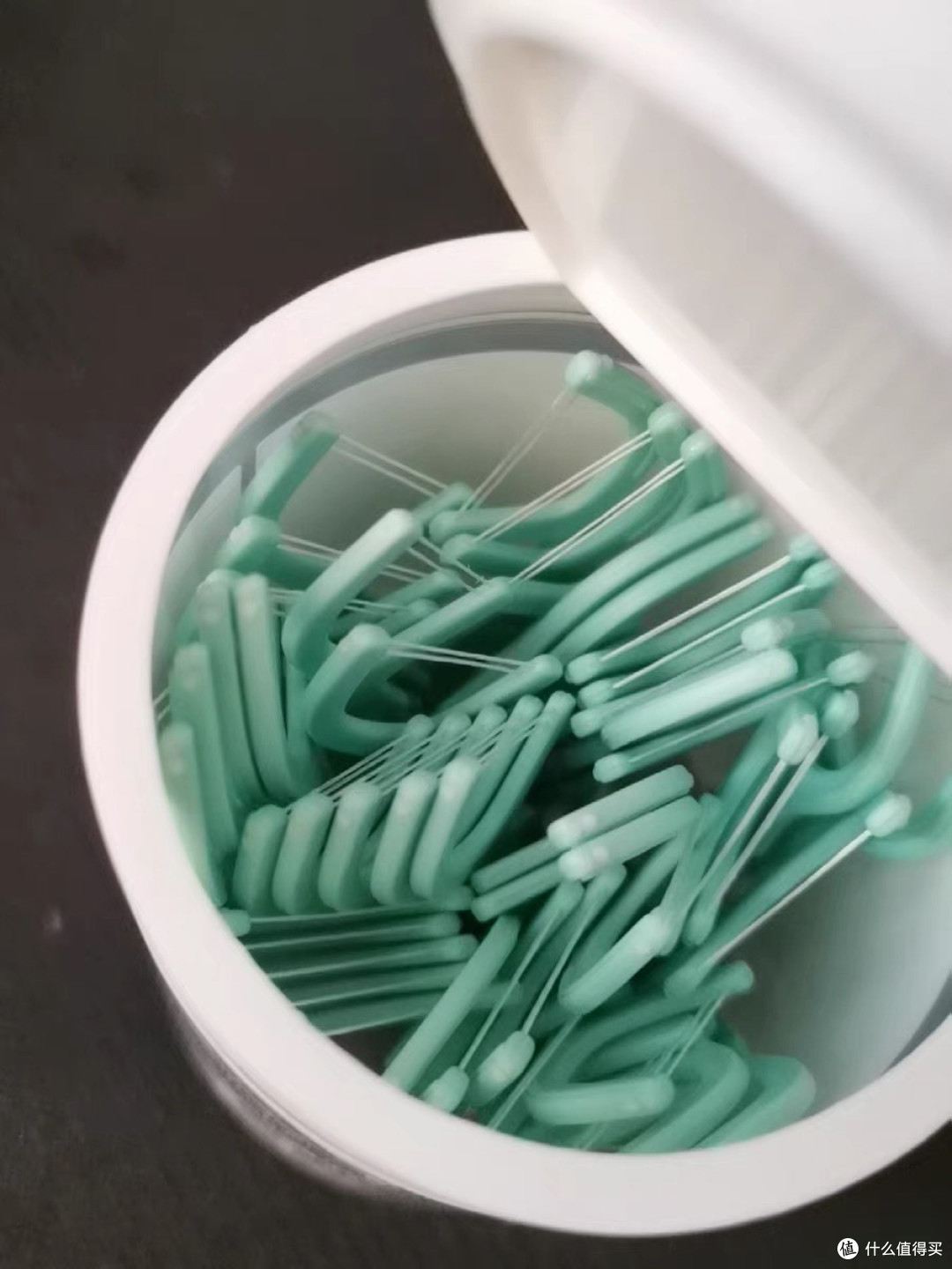 牙缝清洁关键：双线牙线棒