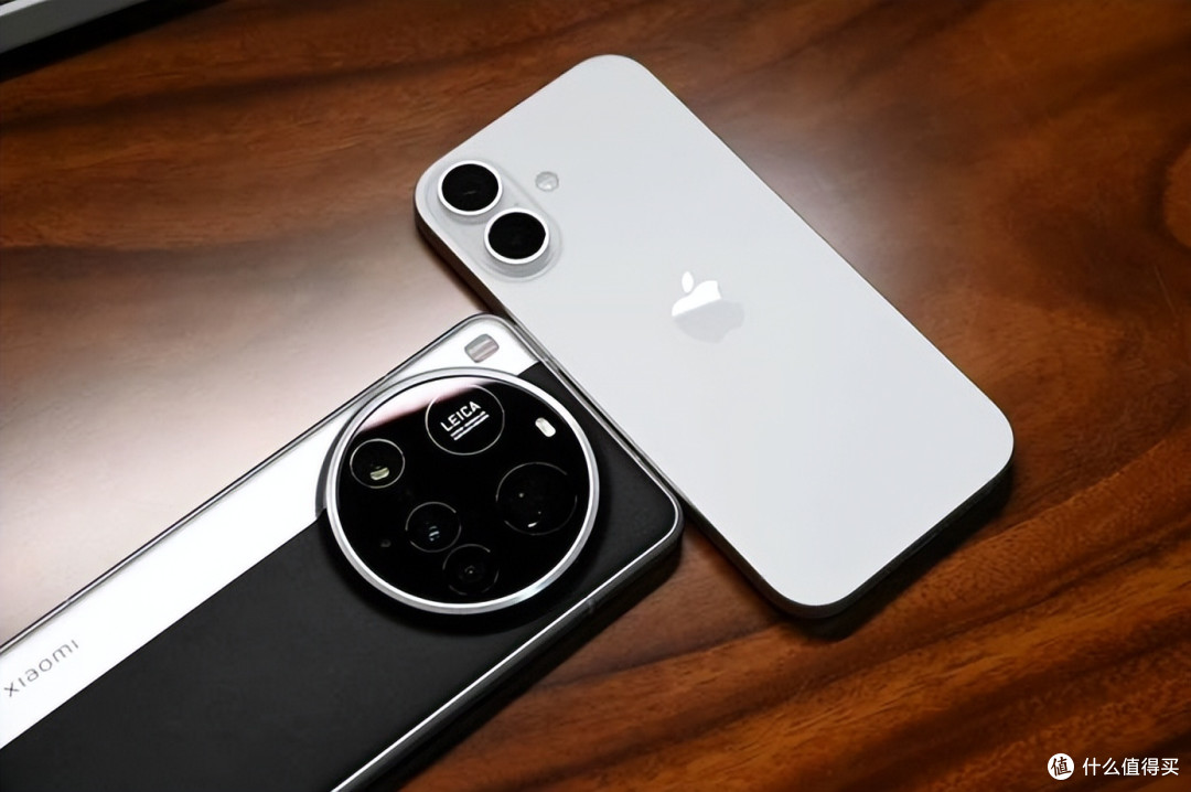 iPhone17降价是“真香”还是“挤牙膏”?等等党又赢了!