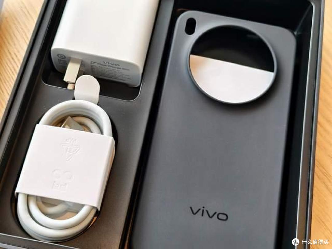超前剧透，vivo X300的真机值得去体验-外观篇