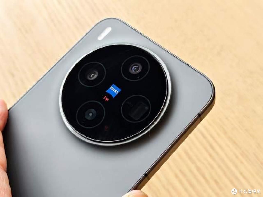 超前剧透，vivo X300的真机值得去体验-外观篇