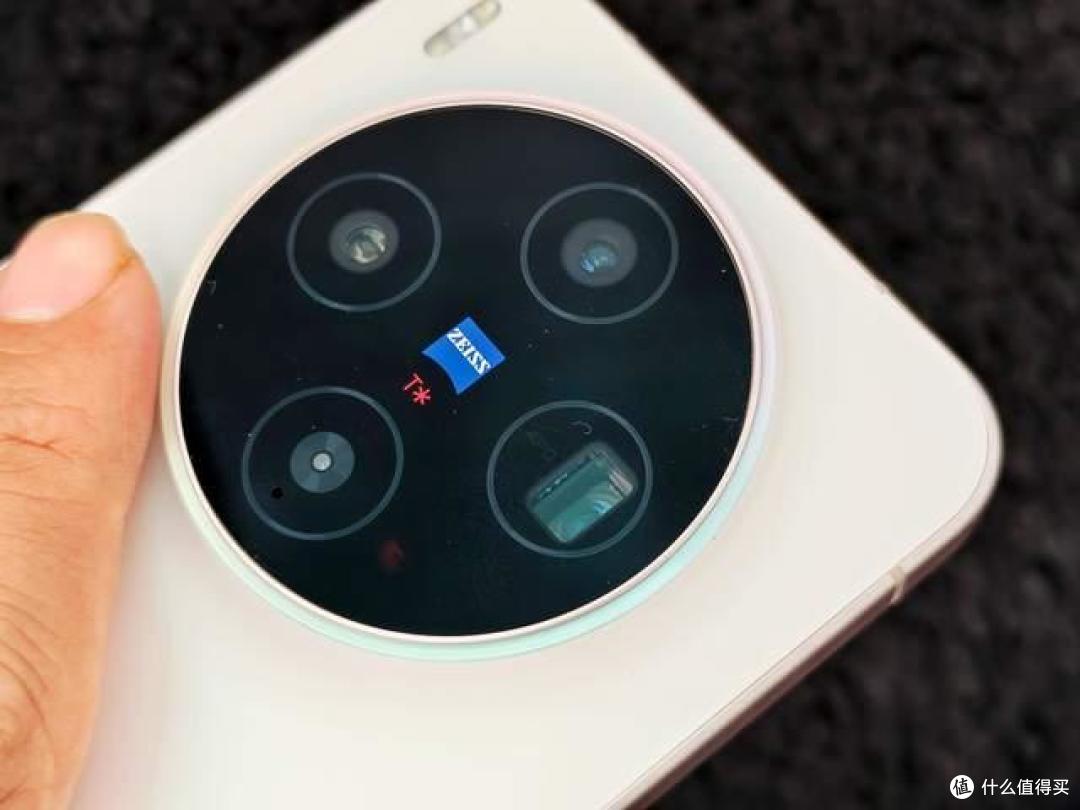超前剧透，vivo X300的真机值得去体验-外观篇
