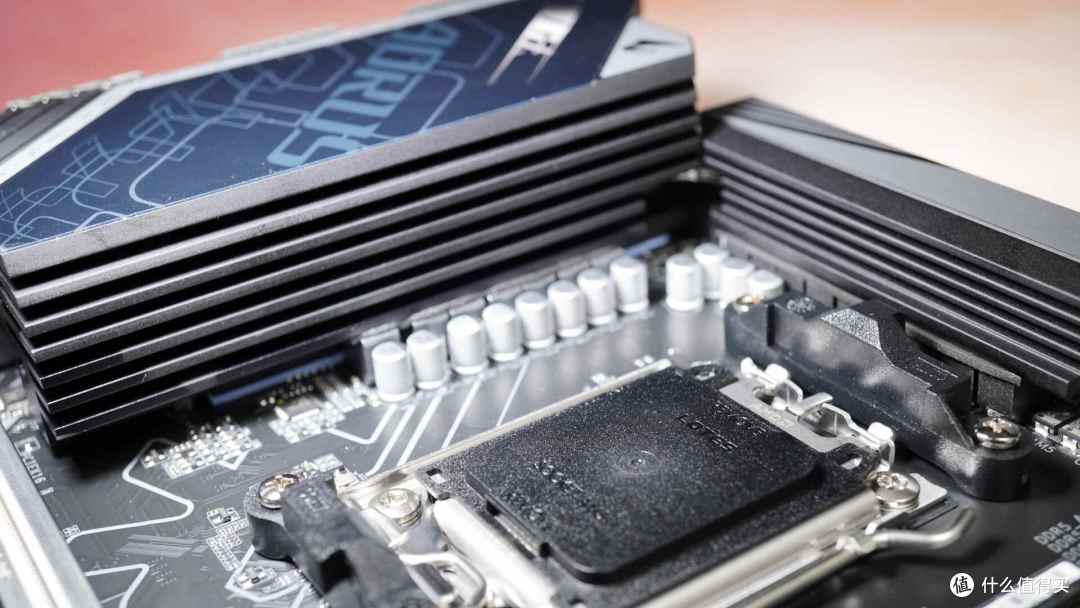 内存黑科技，确实有东西 - 技嘉B850M AORUS PRO WIFI7电竞雕