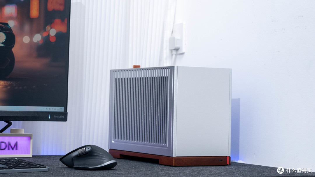 11L艺术级ITX：乔思伯T9 七彩虹 B860I+索泰5070Ti SOLID装机分享