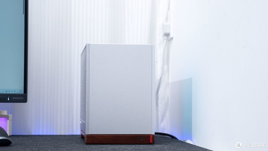 11L艺术级ITX：乔思伯T9 七彩虹 B860I+索泰5070Ti SOLID装机分享