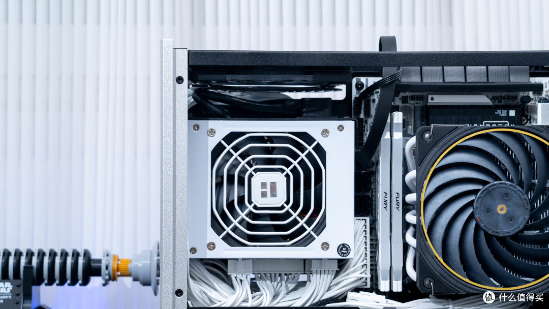 11L艺术级ITX：乔思伯T9 七彩虹 B860I+索泰5070Ti SOLID装机分享