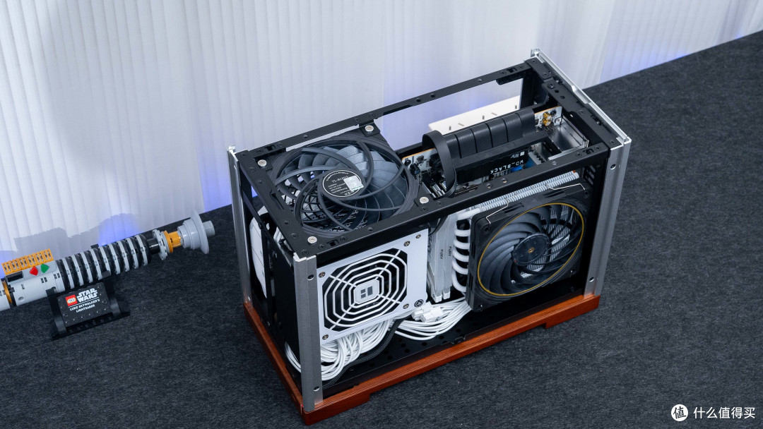 11L艺术级ITX：乔思伯T9 七彩虹 B860I+索泰5070Ti SOLID装机分享