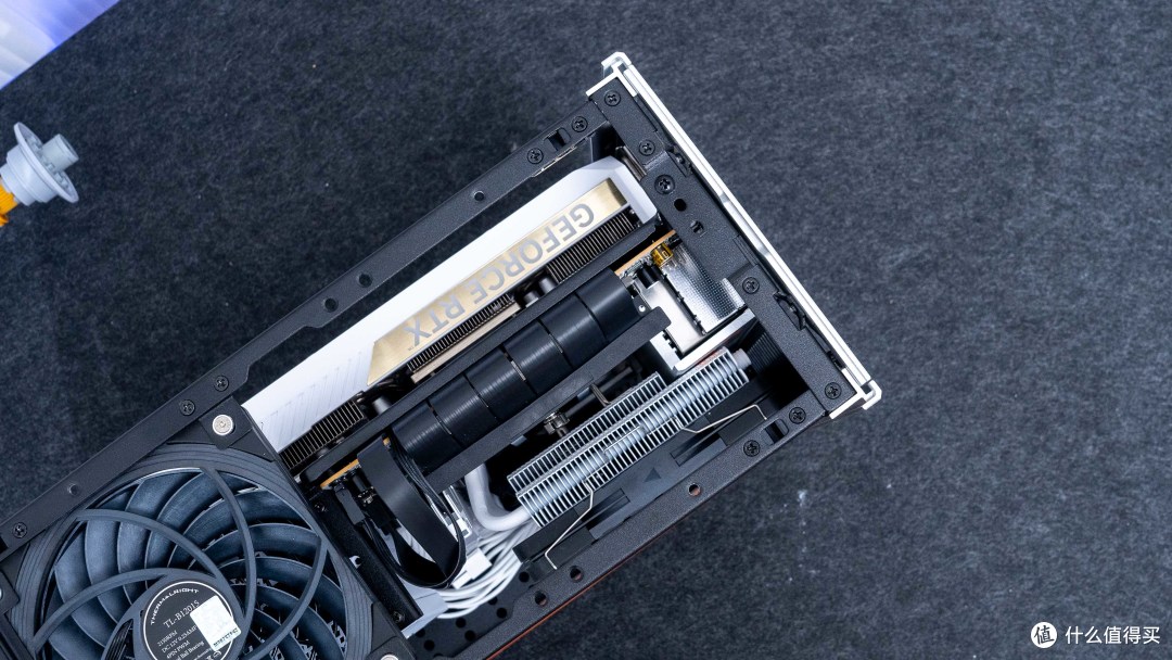 11L艺术级ITX：乔思伯T9 七彩虹 B860I+索泰5070Ti SOLID装机分享