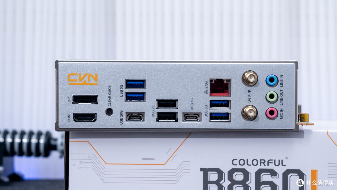11L艺术级ITX：乔思伯T9 七彩虹 B860I+索泰5070Ti SOLID装机分享
