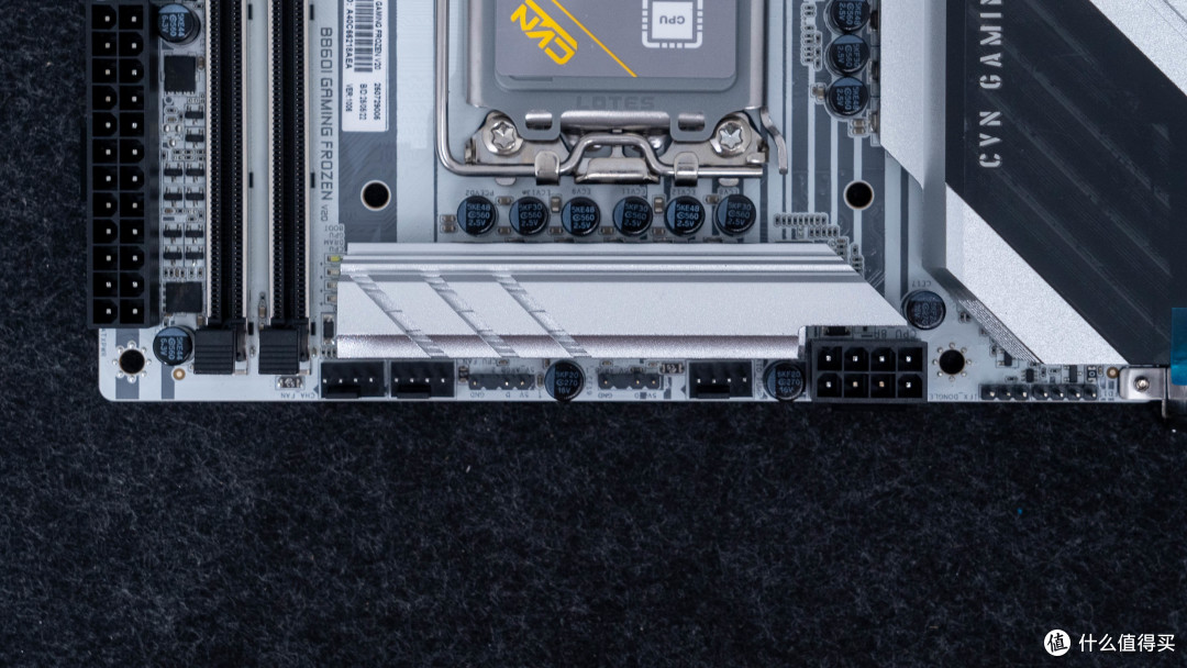 11L艺术级ITX：乔思伯T9 七彩虹 B860I+索泰5070Ti SOLID装机分享