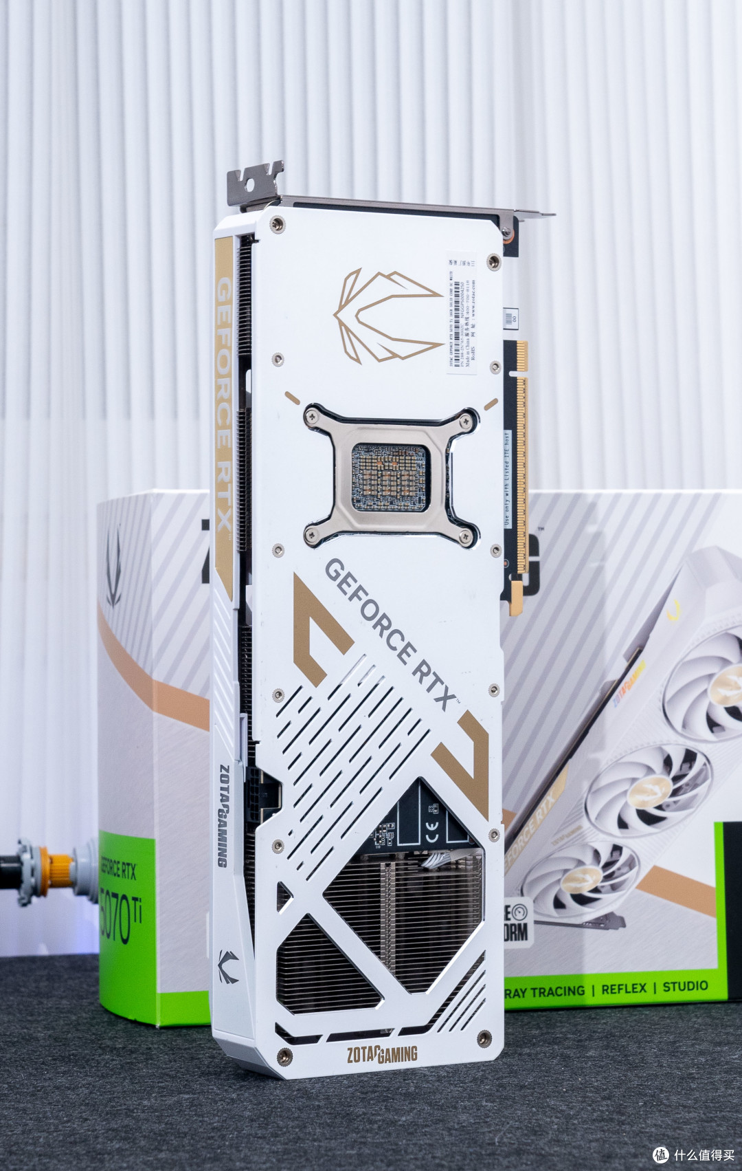 11L艺术级ITX：乔思伯T9 七彩虹 B860I+索泰5070Ti SOLID装机分享
