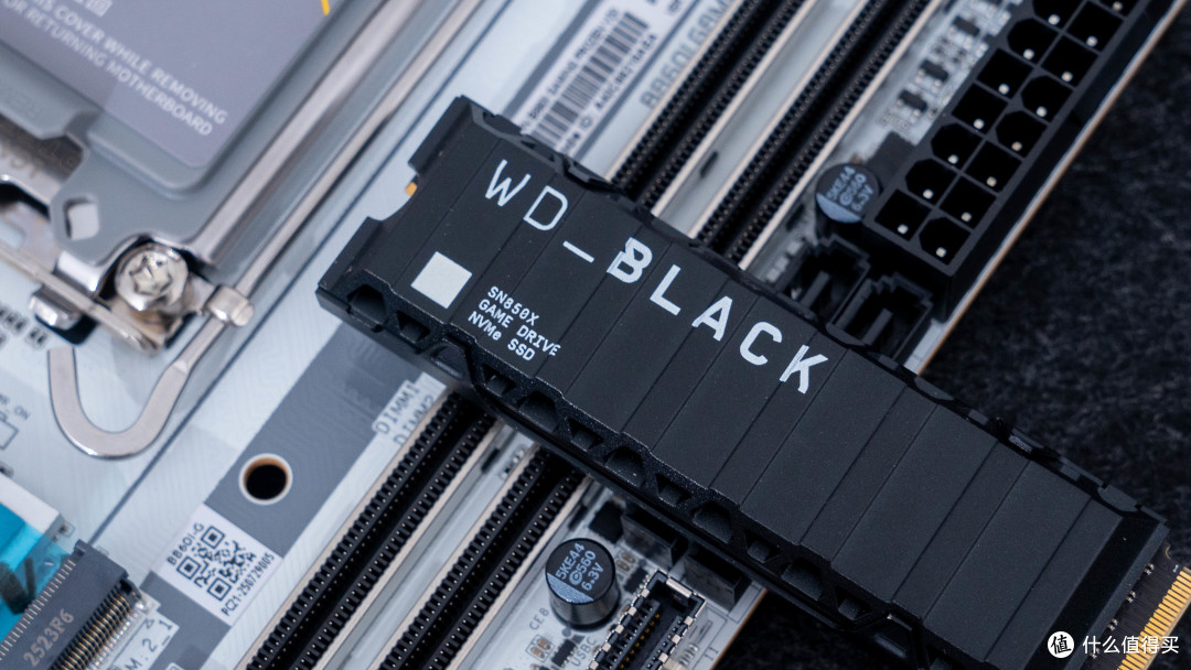 11L艺术级ITX：乔思伯T9 七彩虹 B860I+索泰5070Ti SOLID装机分享