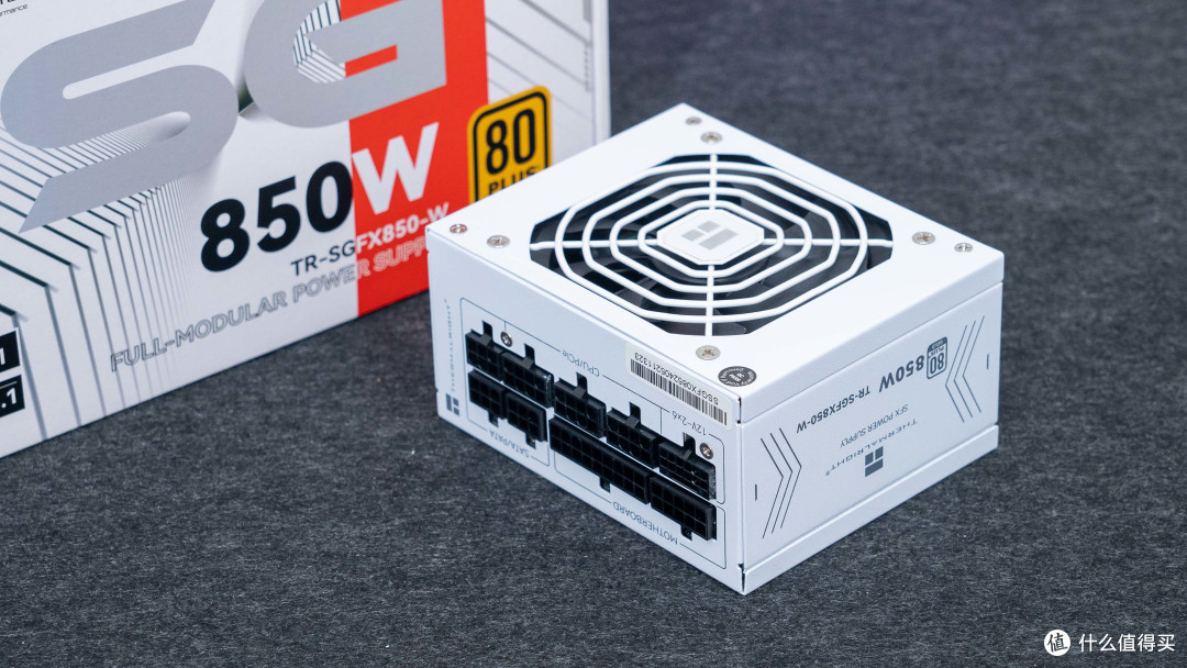 11L艺术级ITX：乔思伯T9 七彩虹 B860I+索泰5070Ti SOLID装机分享