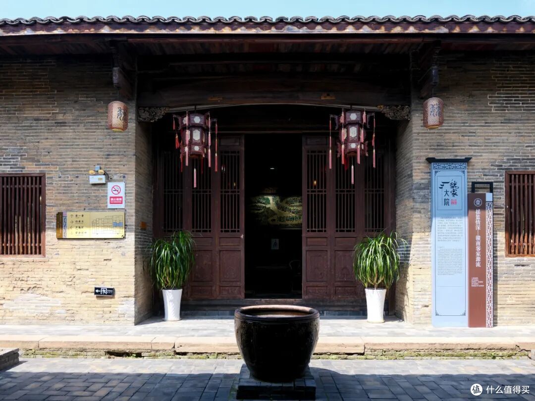 高速会堵车,景点会堵人,连沙漠都会堵骆驼,国庆还可以怎么玩?