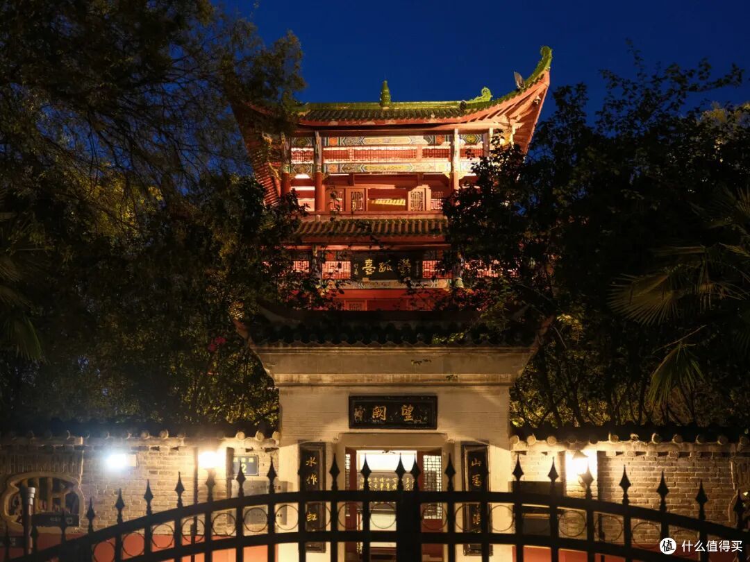 高速会堵车,景点会堵人,连沙漠都会堵骆驼,国庆还可以怎么玩?