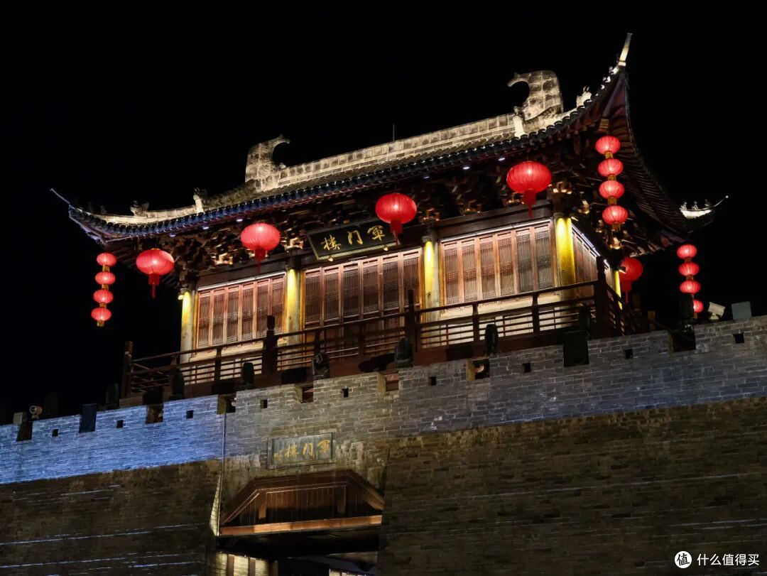高速会堵车,景点会堵人,连沙漠都会堵骆驼,国庆还可以怎么玩?