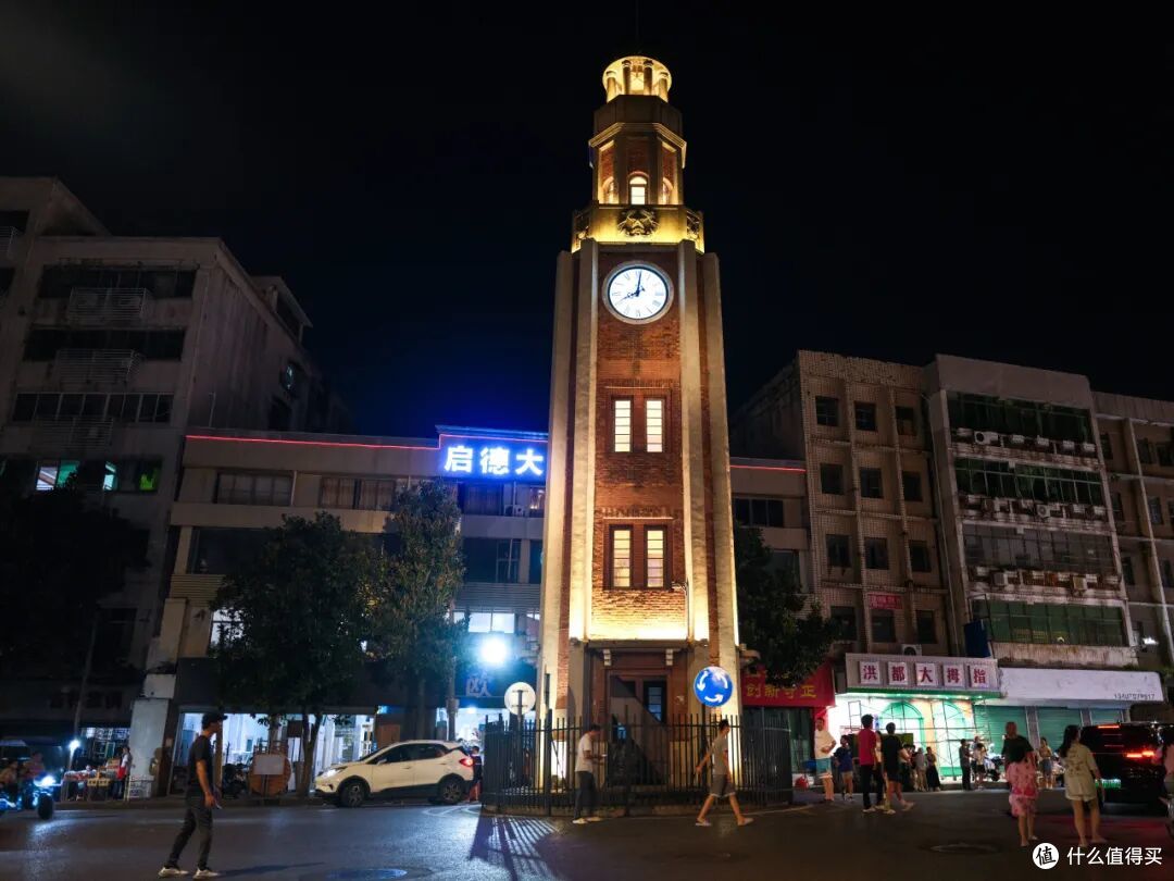 高速会堵车,景点会堵人,连沙漠都会堵骆驼,国庆还可以怎么玩?