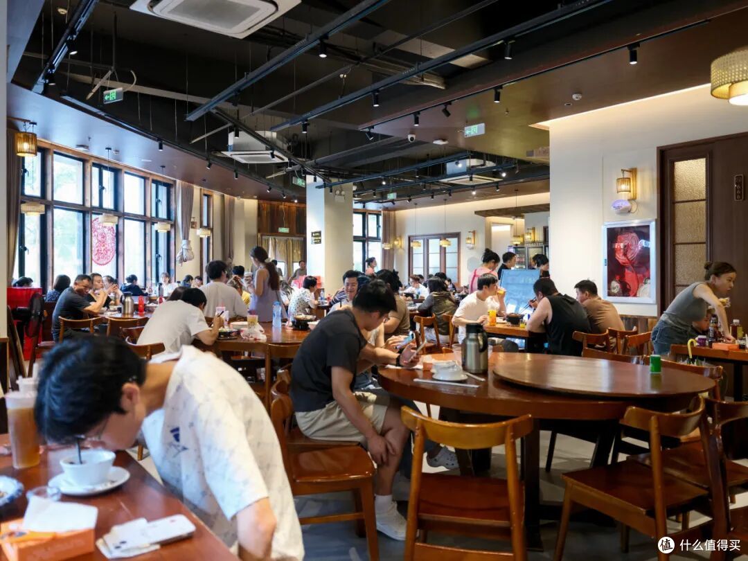 在这个征服全国食客味蕾的城市,吃到七步一晕碳是什么体验?