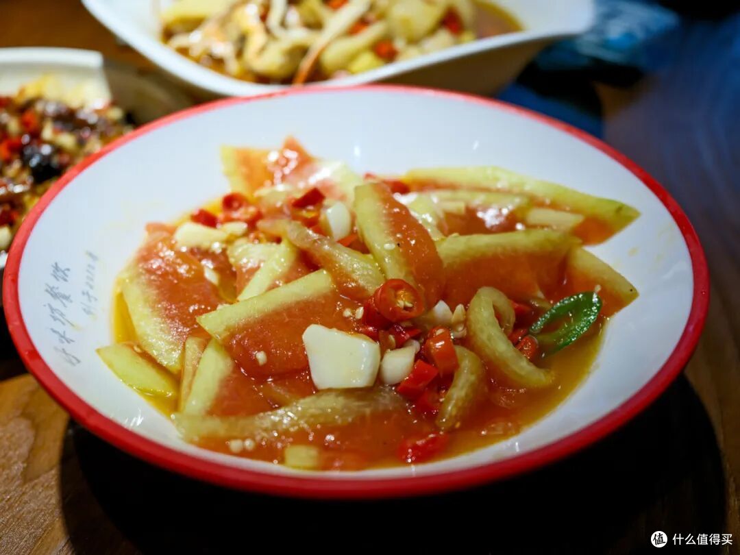 在这个征服全国食客味蕾的城市,吃到七步一晕碳是什么体验?