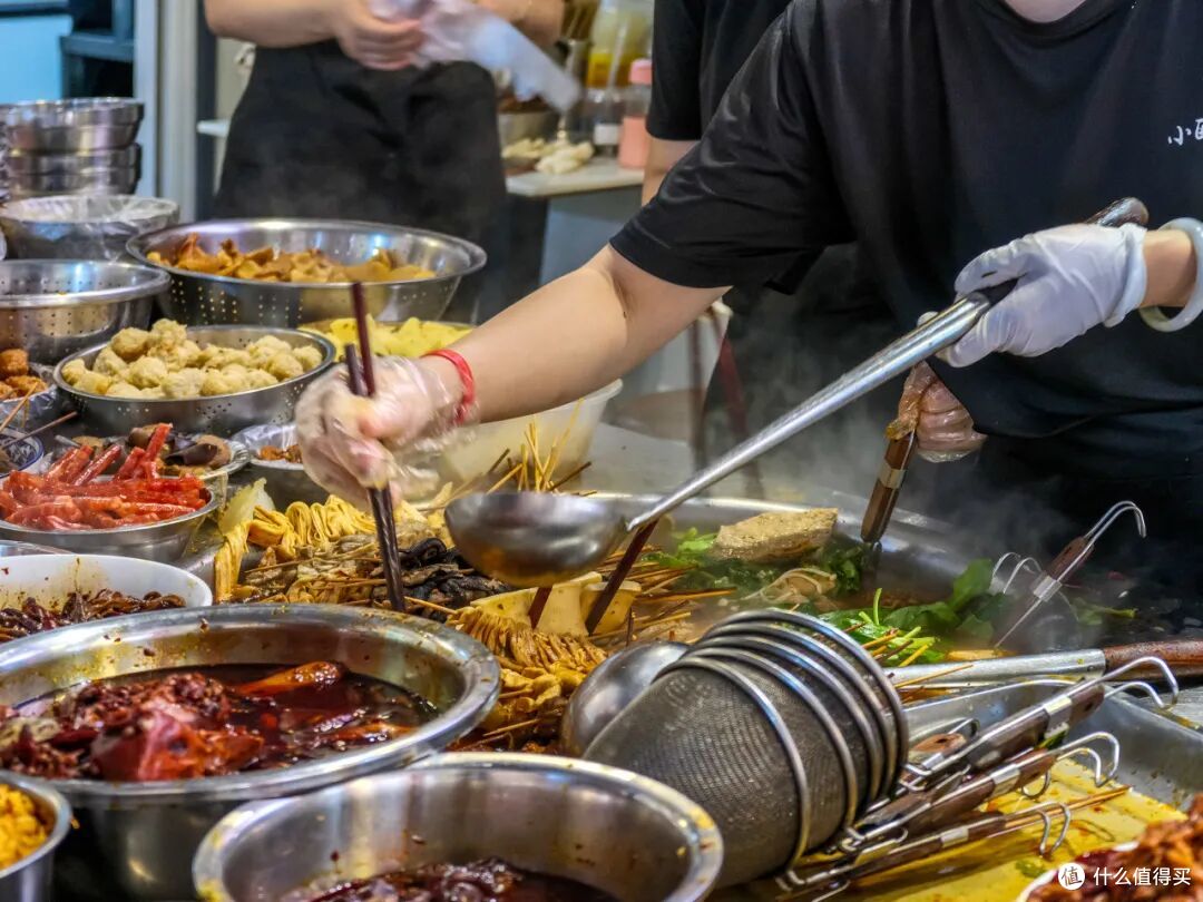 在这个征服全国食客味蕾的城市,吃到七步一晕碳是什么体验?