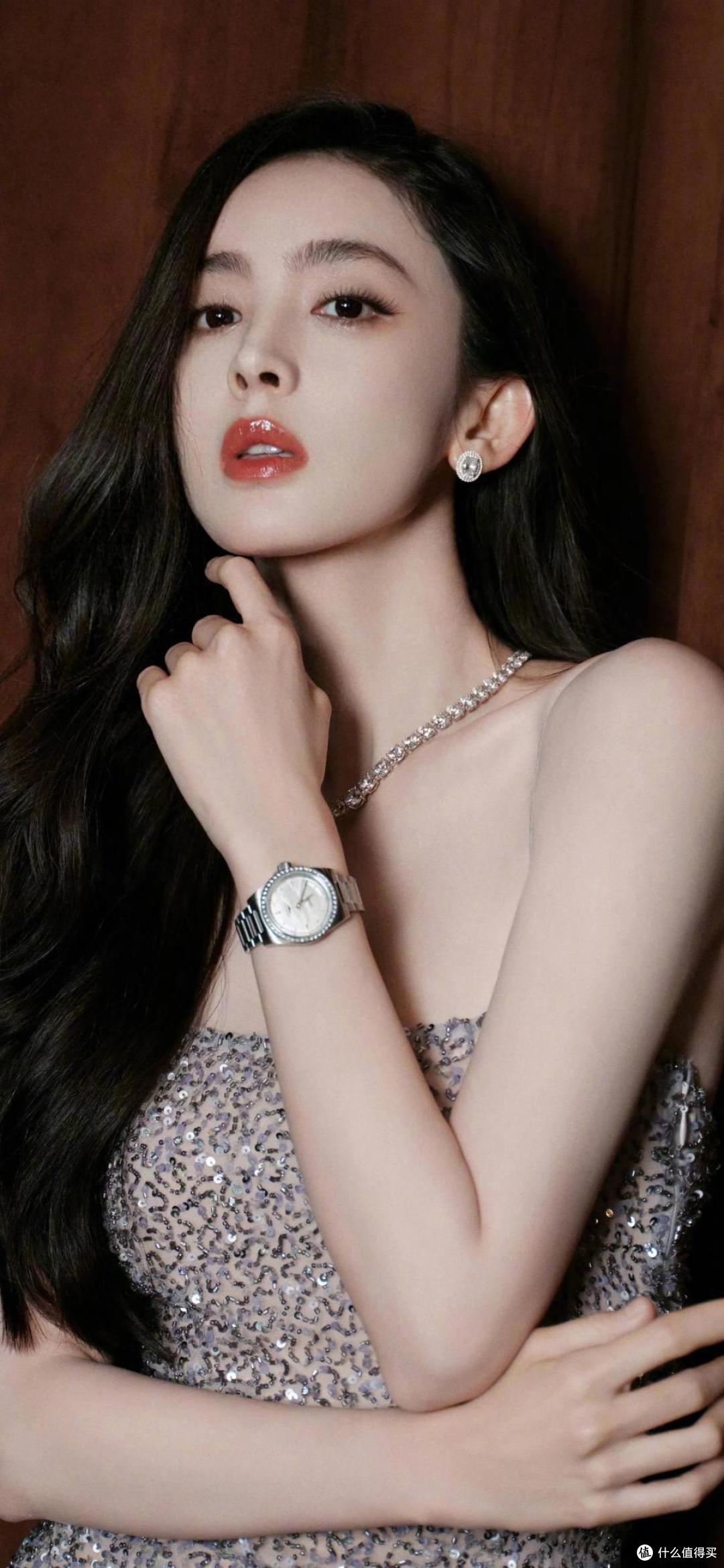 绝美颜值暴击！古力娜扎生图引热议，“人间富贵花”高级审美