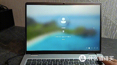 AI模型!长续航!40Gbps!指纹开机!戴尔Pro14商务笔记本实测!