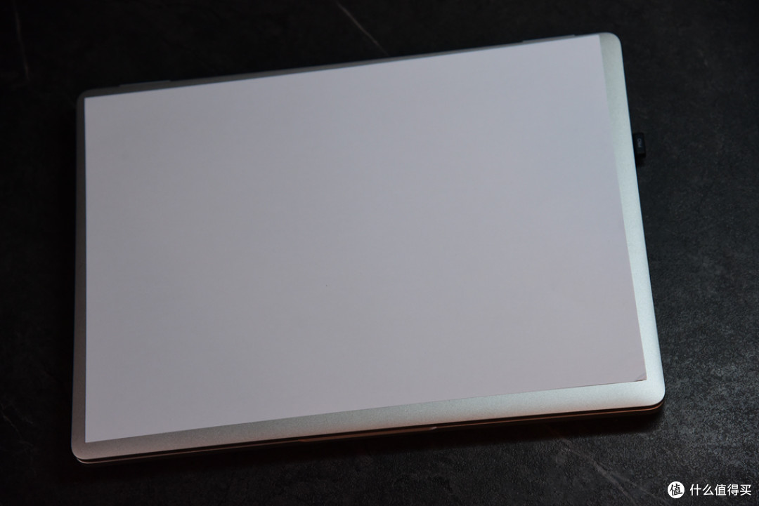 AI模型!长续航!40Gbps!指纹开机!戴尔Pro14商务笔记本实测!