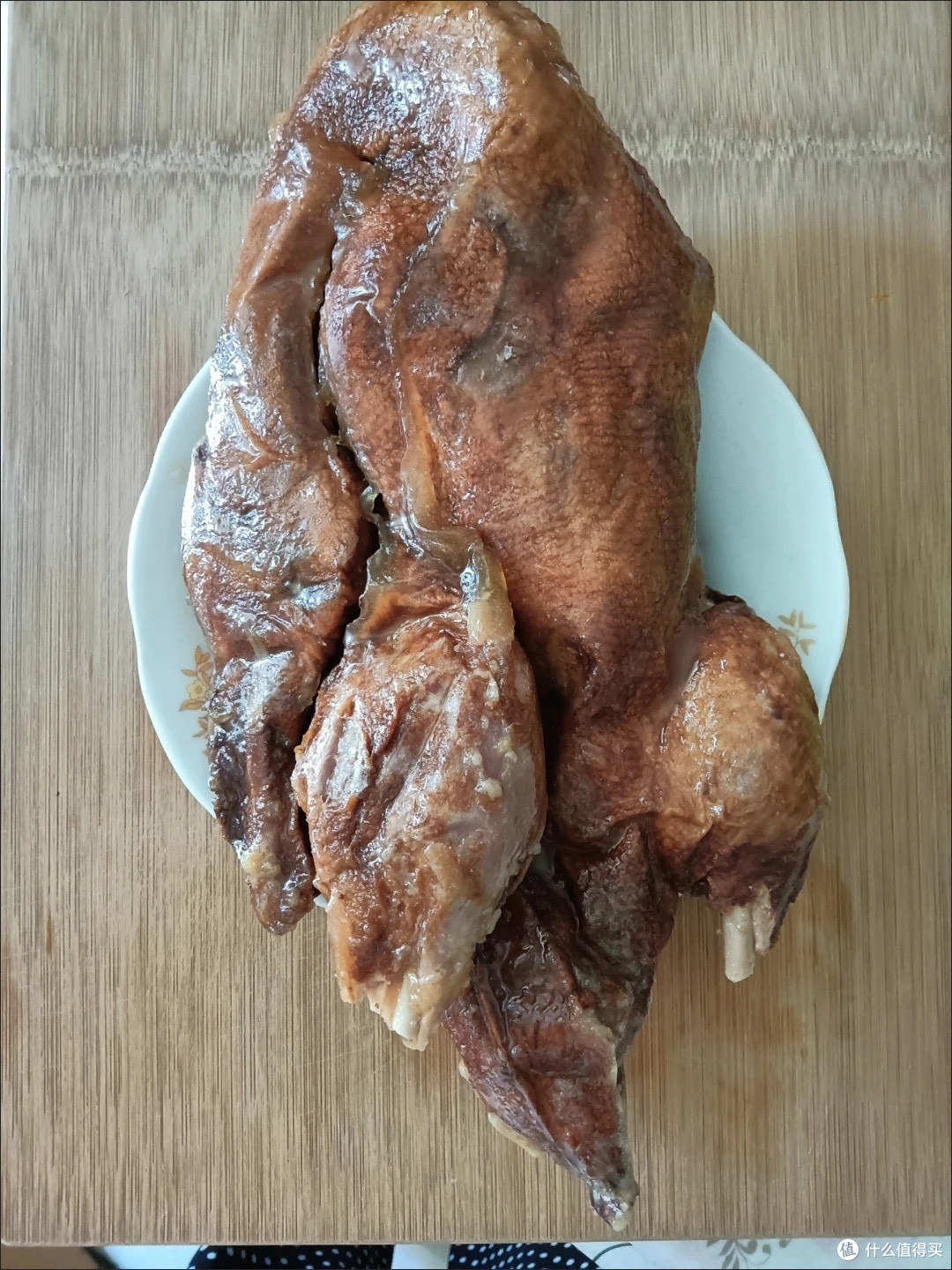 北京烤鸭:千年古都的味觉传奇