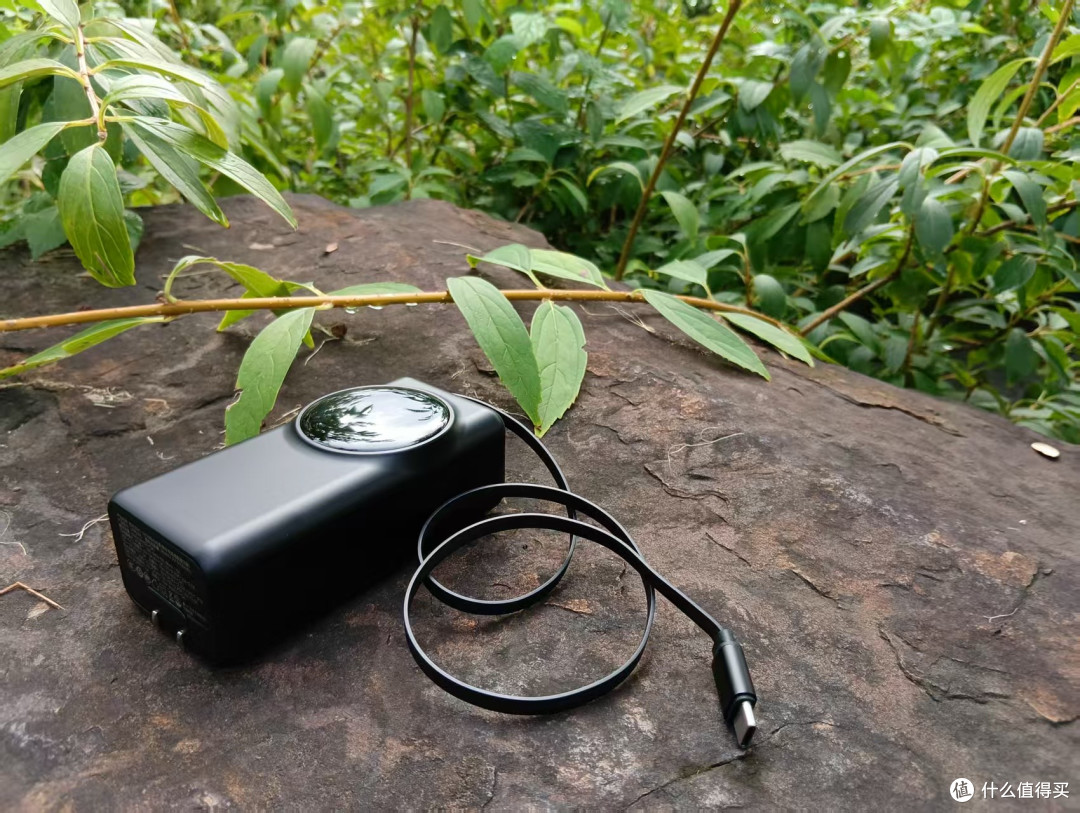 旅游党告别电量慌!iWALK三合一能量兔充电宝成了我的出行标配