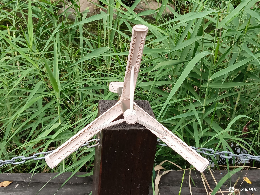 记录生活小确幸,SEAJIC落地开磁吸自拍杆成了我的随身搭档