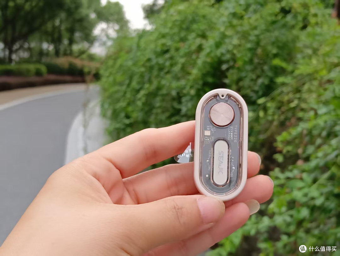 国庆出游拍照不发愁!SEAJIC落地开磁吸自拍杆成了我随身摄影搭子