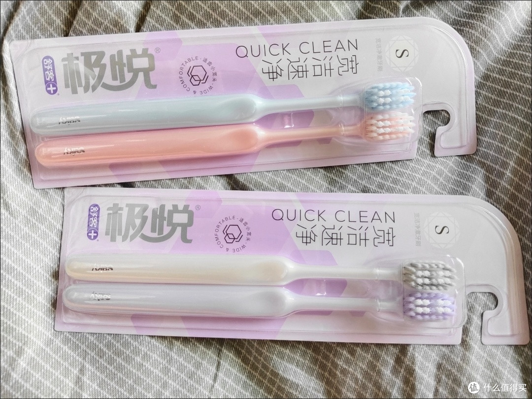 舒客护龈牙刷,深度清洁每颗牙齿