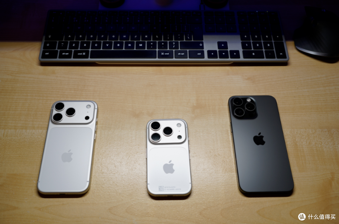 超小号iPhone 17曝光?4.7英寸、巴掌大,像玩具……