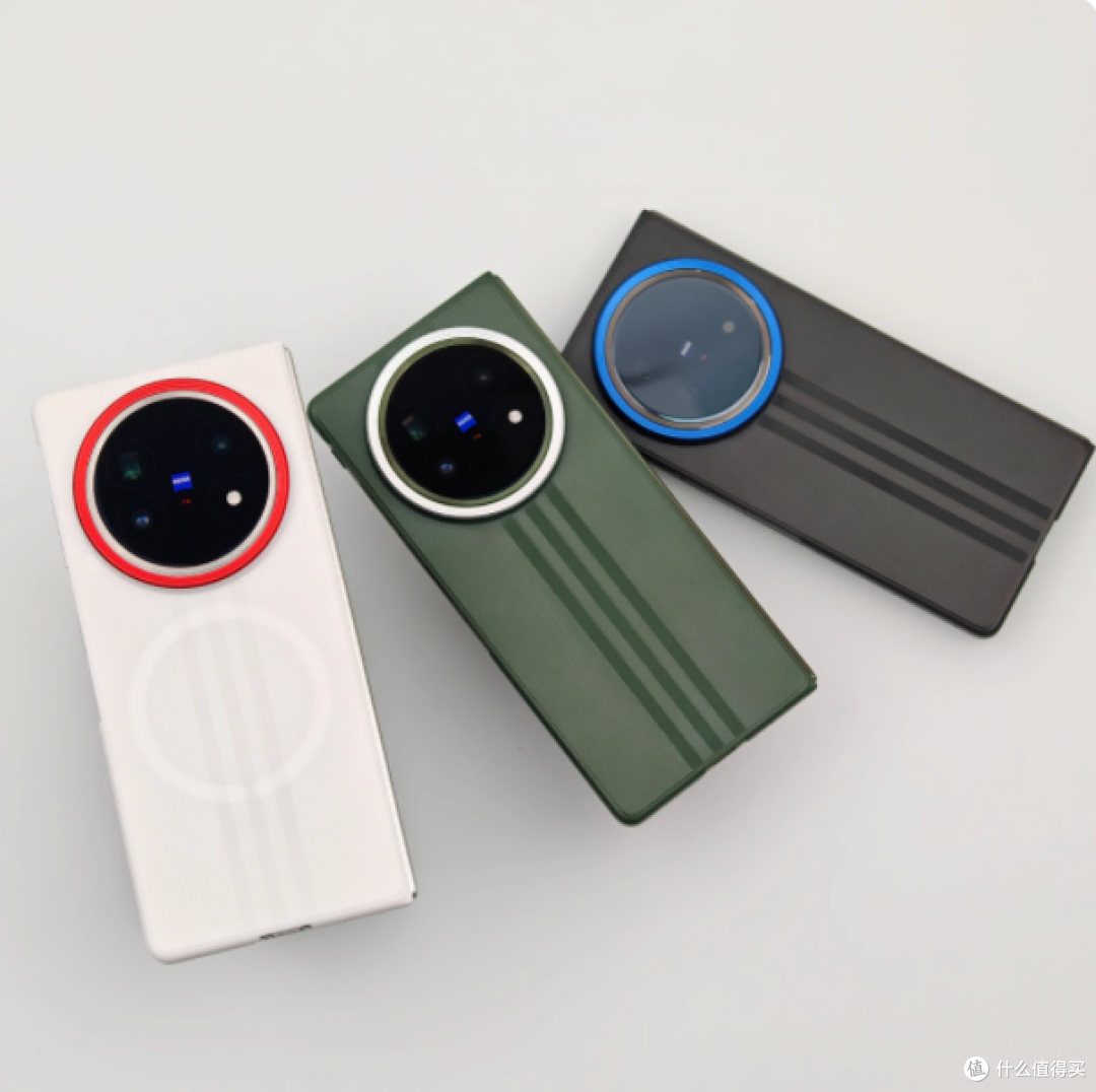vivo X Fold5 本命壳找到了!趣装备这款轻薄磁吸壳太懂折叠屏党