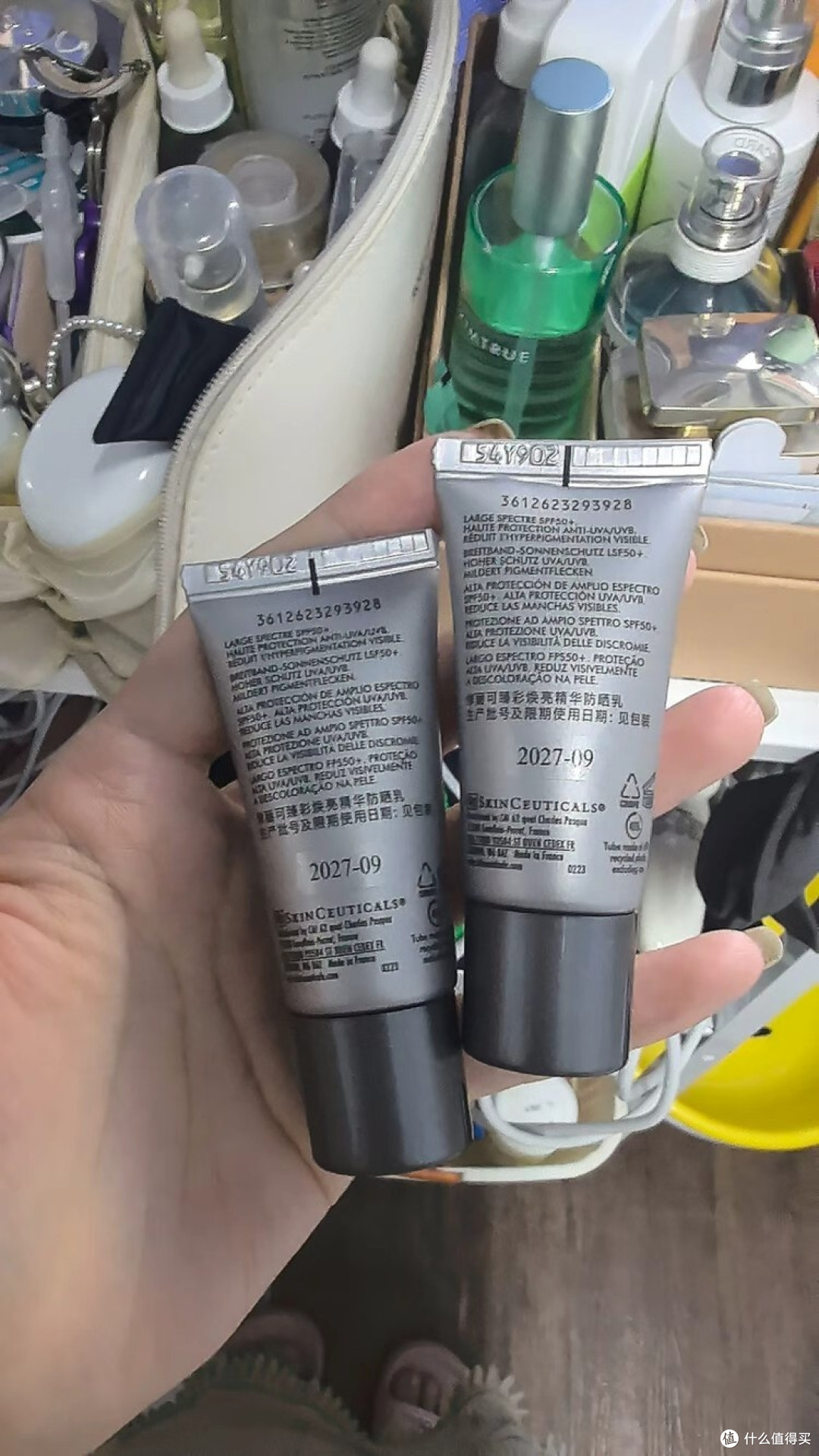 修丽可亮白防护乳：防晒与亮白的双重功效