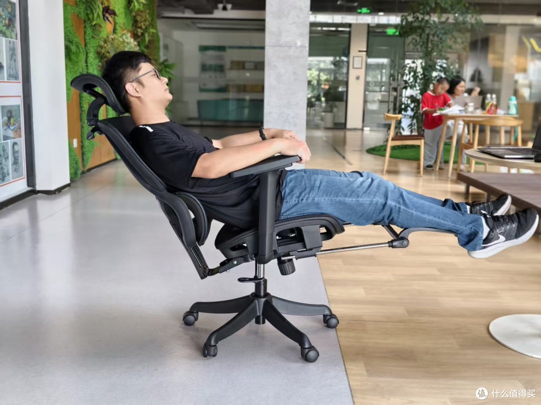 久坐腰酸背痛?这款夏草木Fit2人体工学椅让我坐了就不想起来!