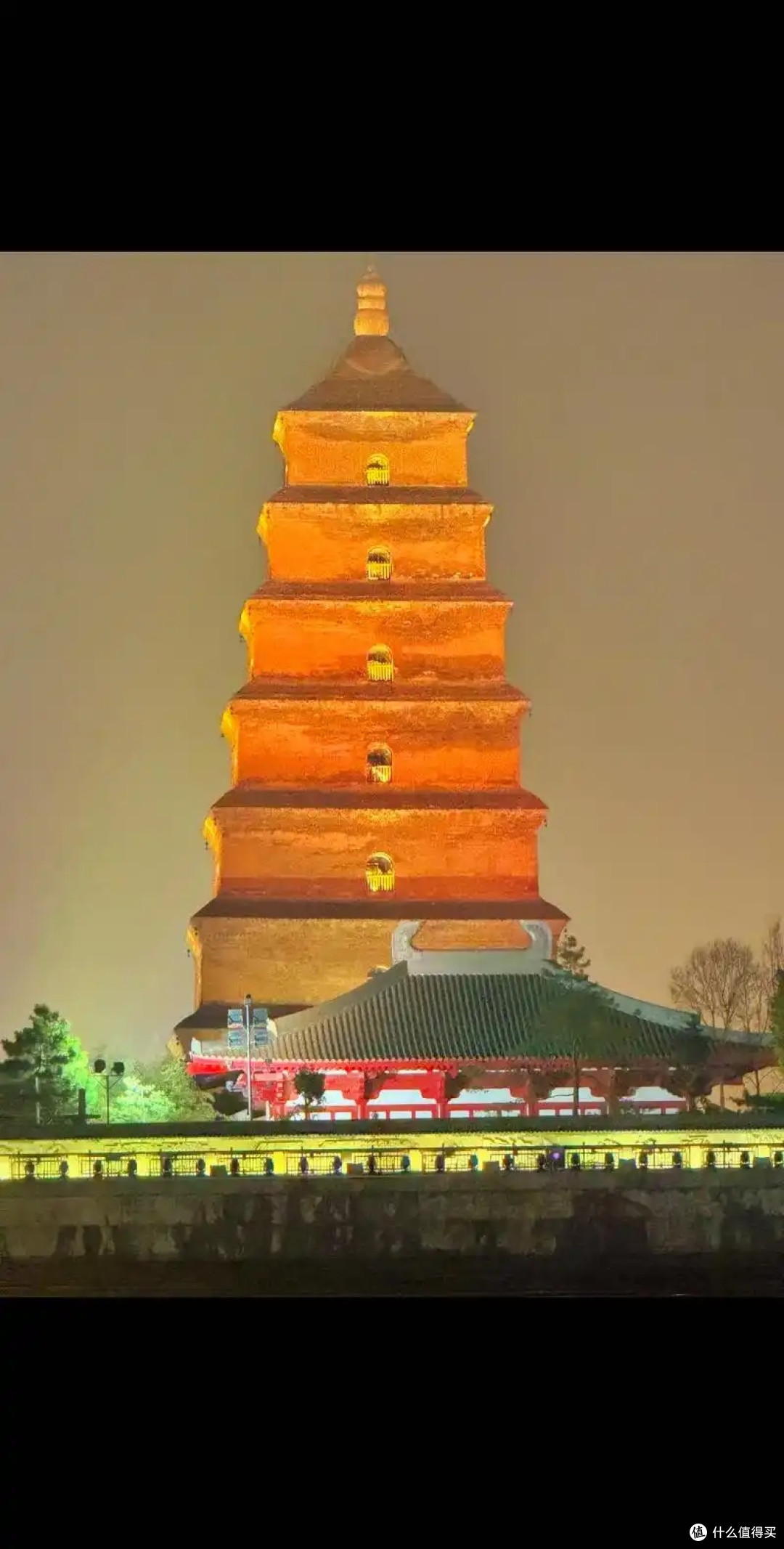 古都秋韵!大雁塔夜光与城墙骑行的诗意邂逅