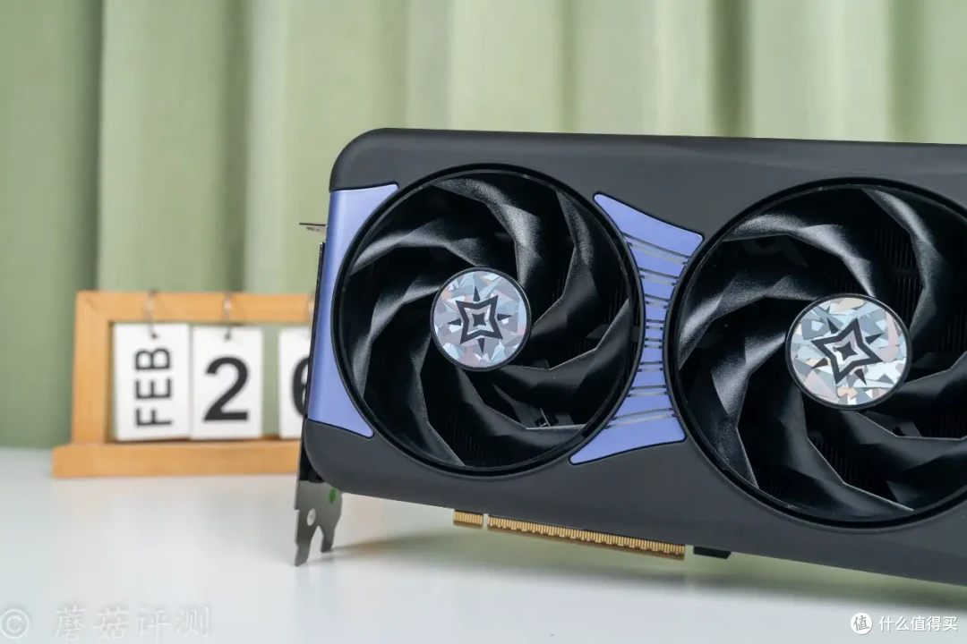 或50系高端显卡中值得入的一款、影驰RTX 5070 Ti星曜NOX OC显卡