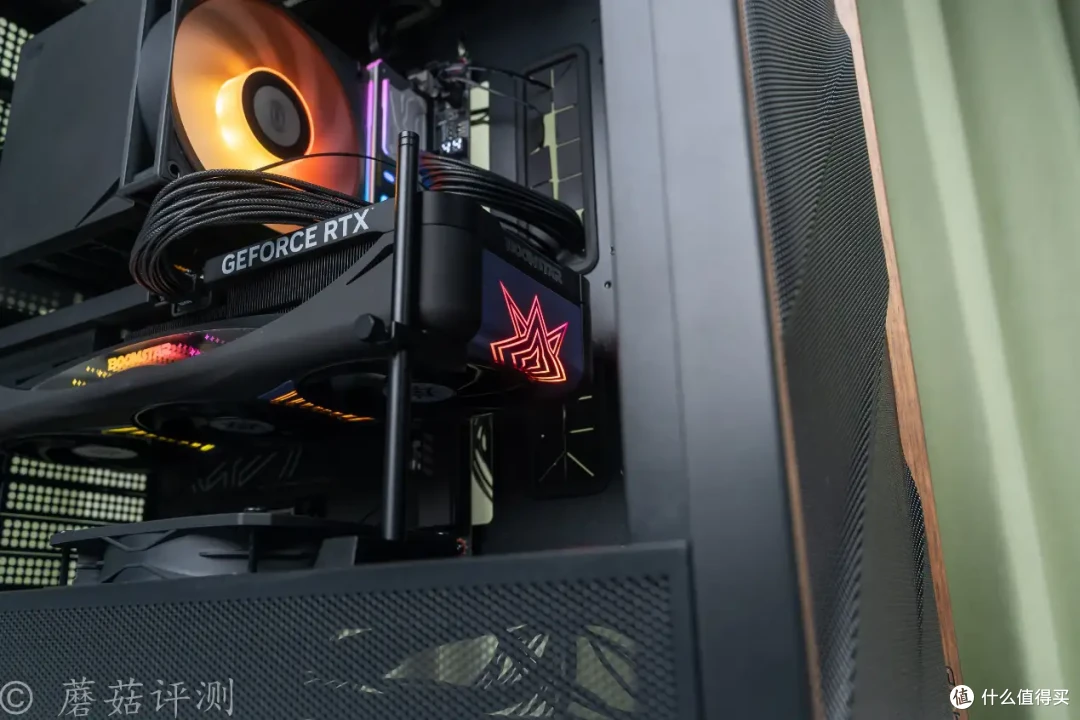 或50系高端显卡中值得入的一款、影驰RTX 5070 Ti星曜NOX OC显卡
